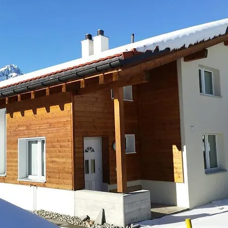 Casa Aurora سيدرن