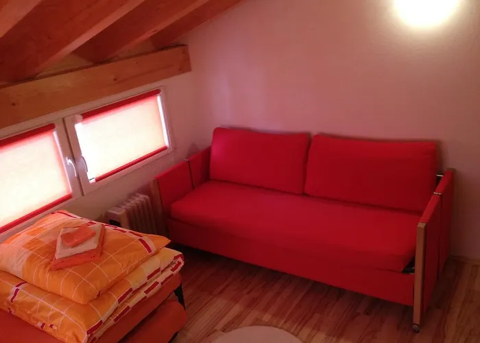 Casa Aurora سيدرن